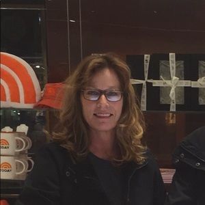 Meet your Posher, Sherry